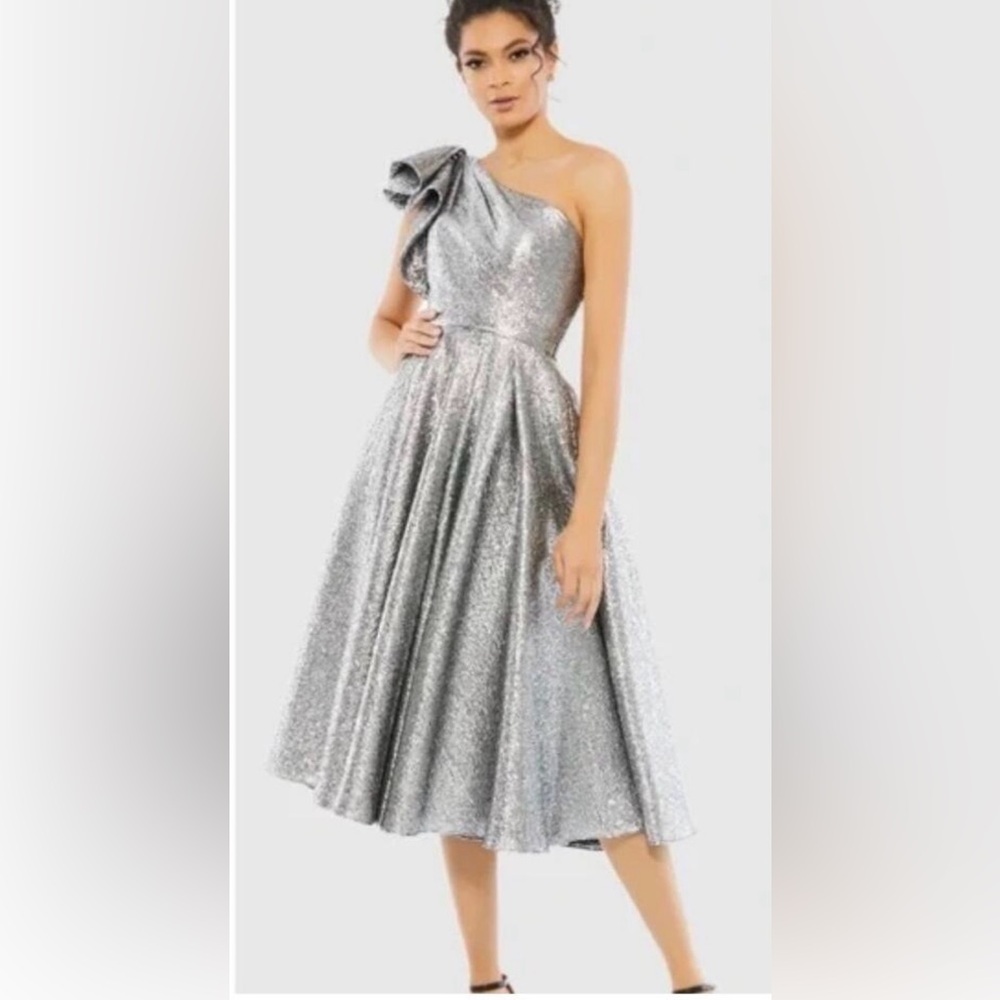 MAC DUGGAL Metallic One-Shoulder Midi Dress — Brand New w/ Tags (Size 2)